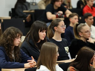 2025-12-05 20-09-30.jpeg